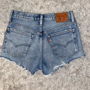 Levi Jean Shorts